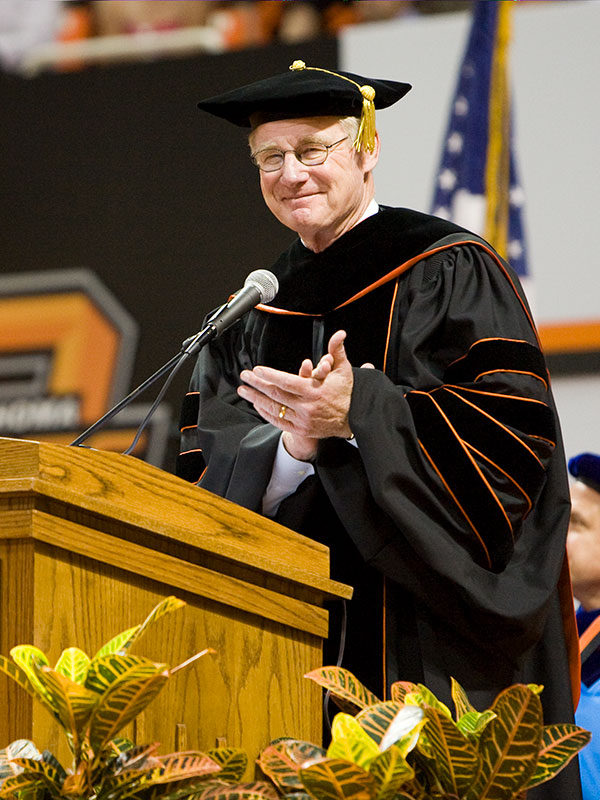 burns hargis speaks at undergrad commencement