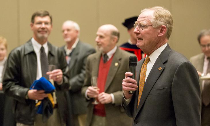 Burns at PBK ceremony