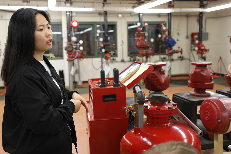 FPSET student in lab